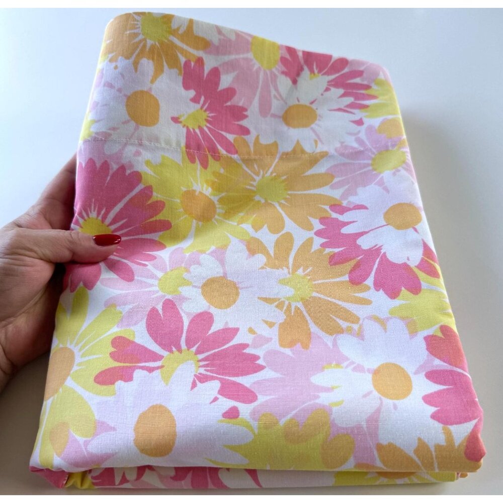 Vintage 70s flat/top bedsheet, pink orange yellow floral, twin size, Pequot